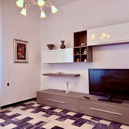 Appartamento Sea View - Private Parking Ac Savona